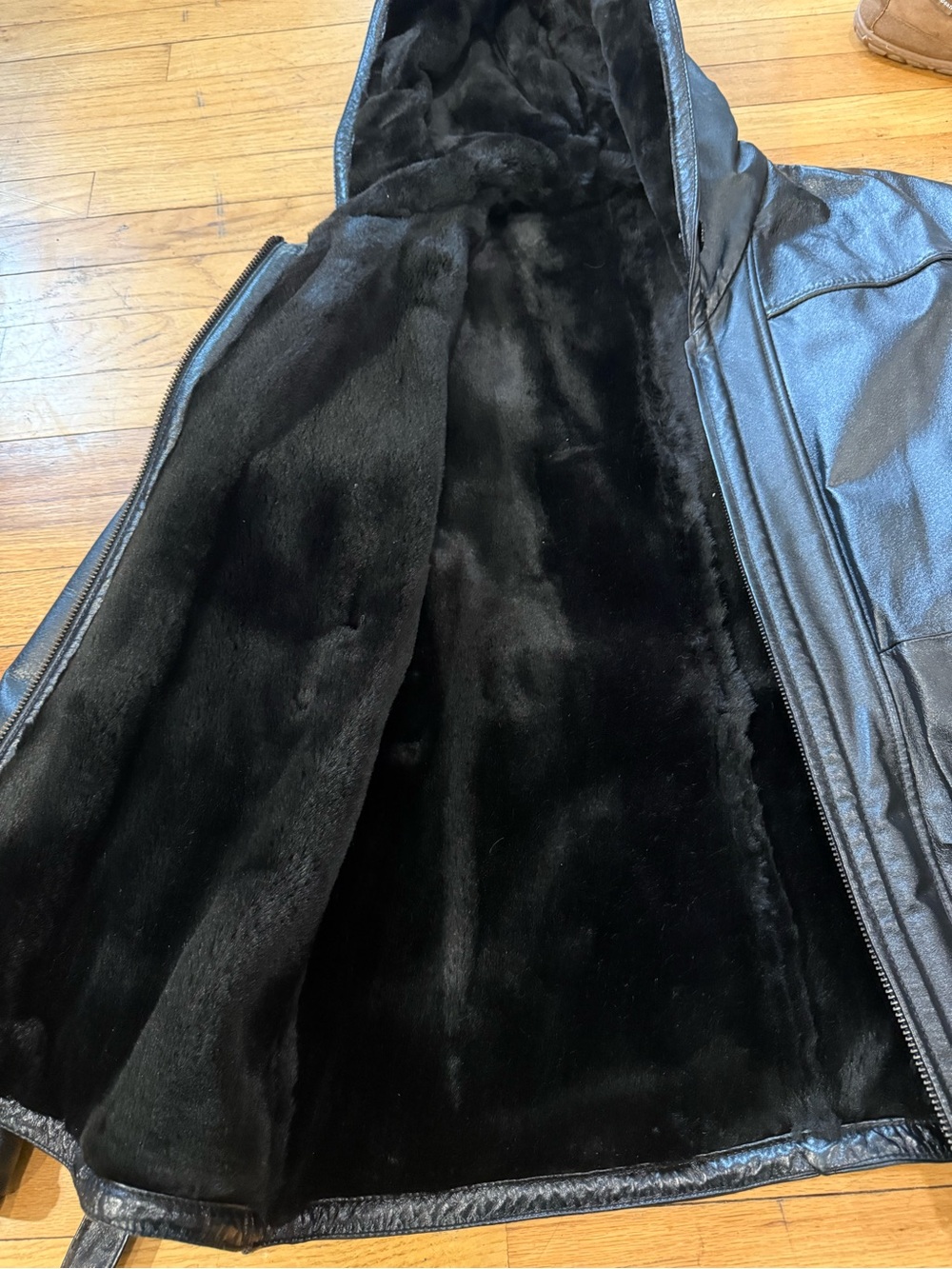 Wilson's Leather Belted Fur Line Jacket - Picture 2 of 6